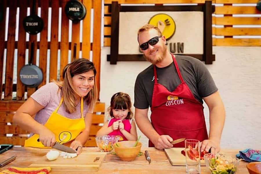 Antigua: Authentic Guatemalan Cooking Class - Choosing between Pepián, Jocón, Kakik, and more