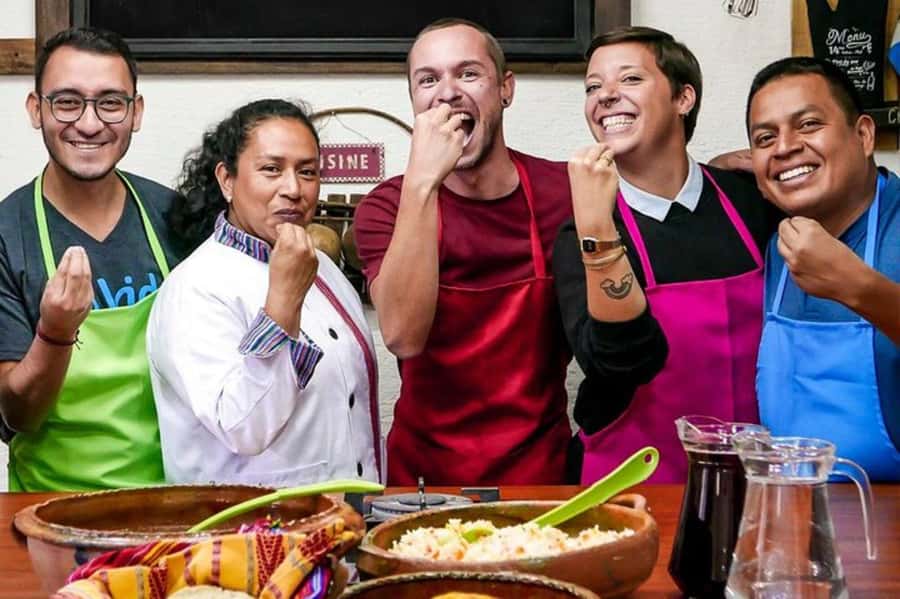 Antigua: Authentic Guatemalan Cooking Class - Getting to Jocotenango and starting the class