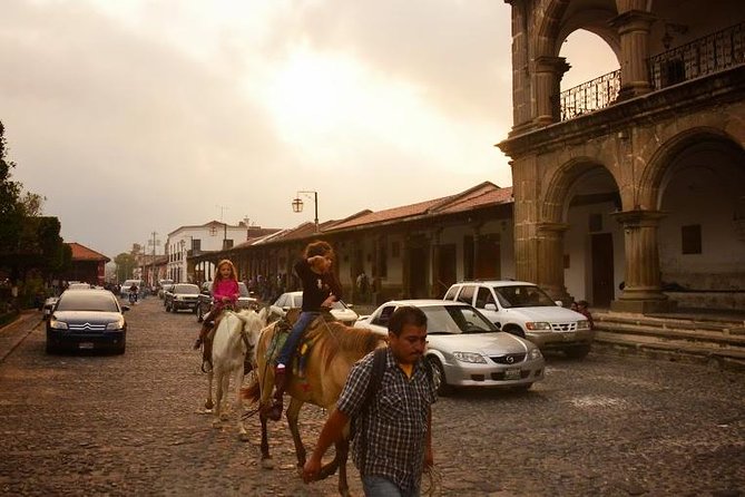 Antigua City Sightseeing Tour - Cerro de la Cruz gives you the right opening view