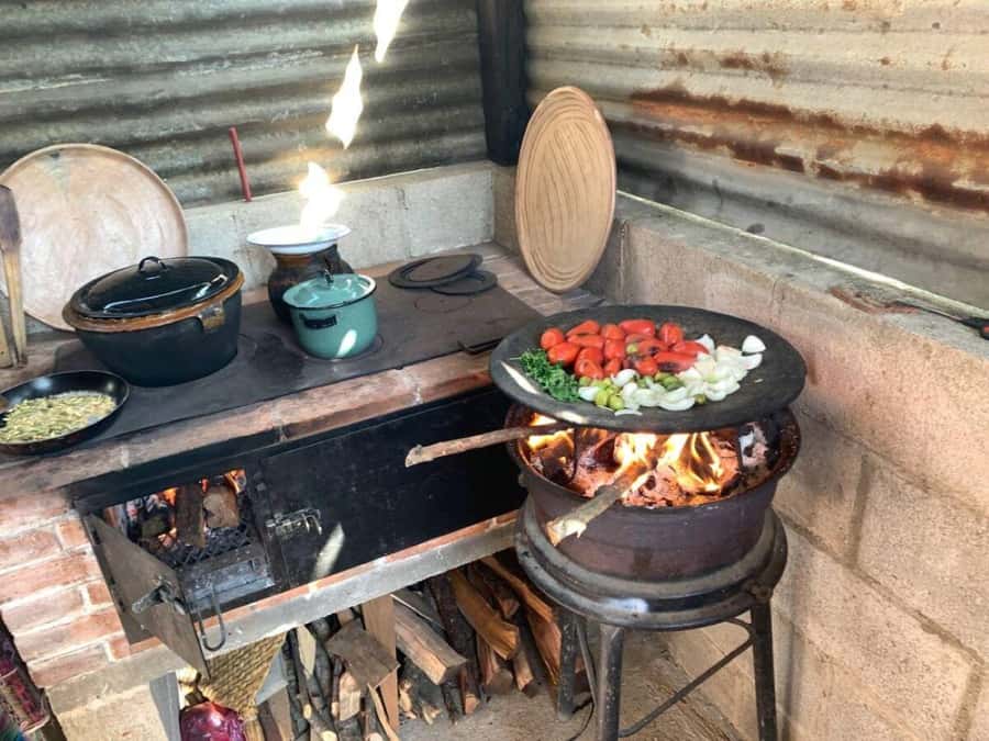 Antigua: Cooking Class with Local Family - Cooking Pepián and other Guatemalan dishes