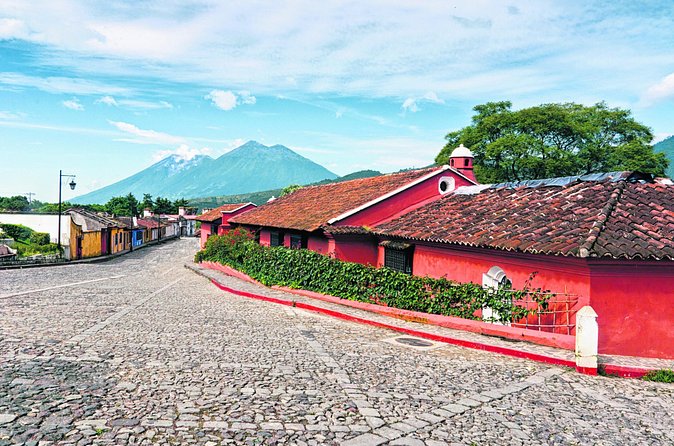 Antigua Guatemala Full Day Tour - Casa del Jade, a look at local stonework