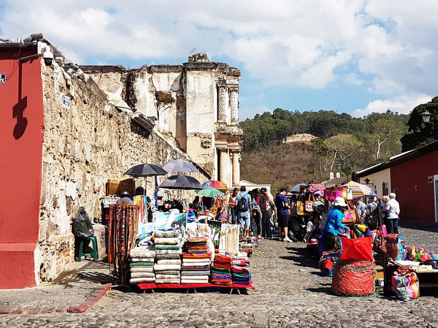 Antigua Guatemala: Morning Tour from Guatemala City - Agua Volcano views and photo chances