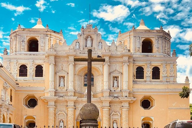 Antigua Guatemala Private Tour: Half Day Tour - Antigua: colonial streets beneath the volcanoes