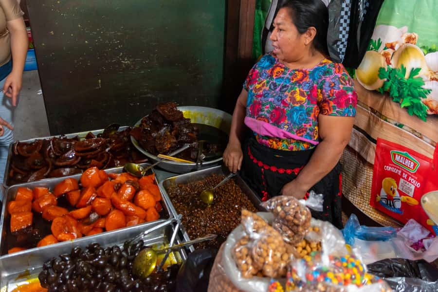 Antigua Guatemala: Street Food Walking Tour with Tastings - More than food: history, architecture, and daily life
