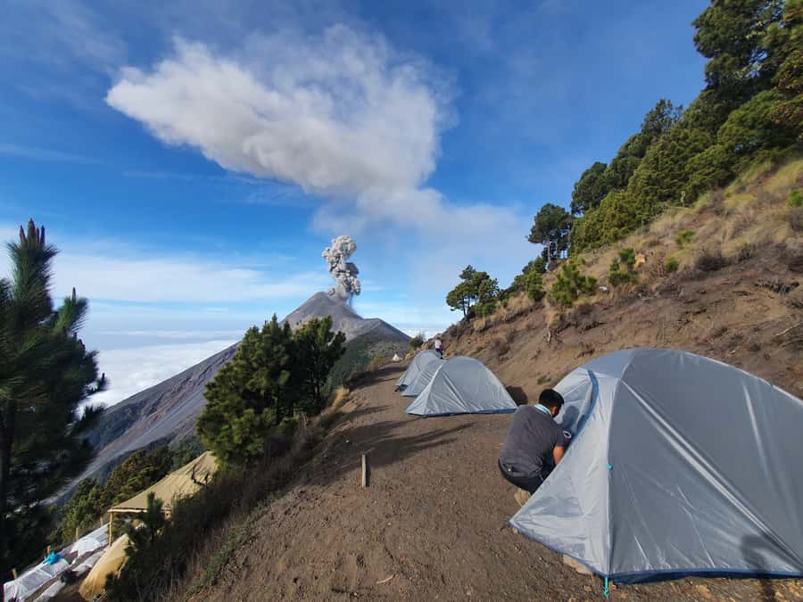 Antigua, Guatemala: Volcano Acatenango Overnight Hiking - My practical packing list