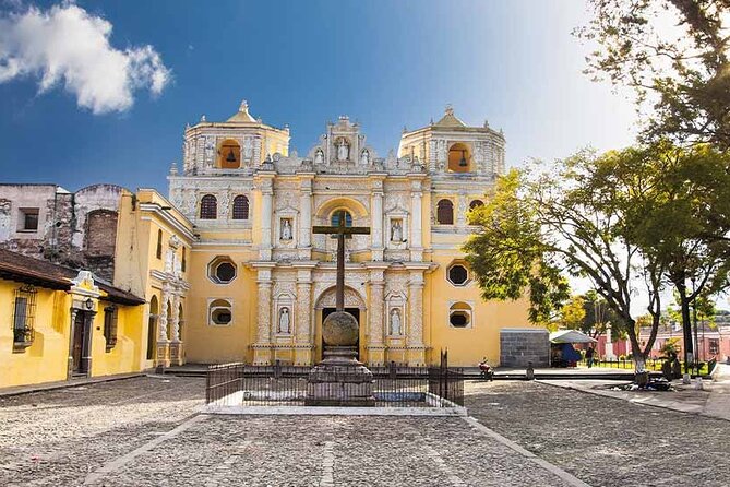 Antigua Guided Tour with lunch from Quetzal Port. - Antigua’s main square and colonial center