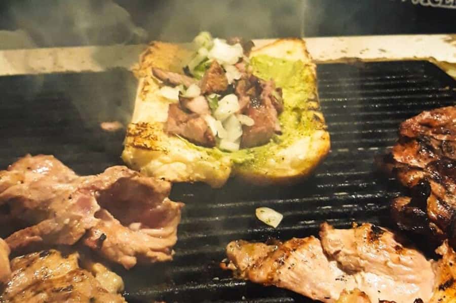 Antigua Local: Evening Street Food Tour with Dinner - Why a food tour works so well in Antigua
