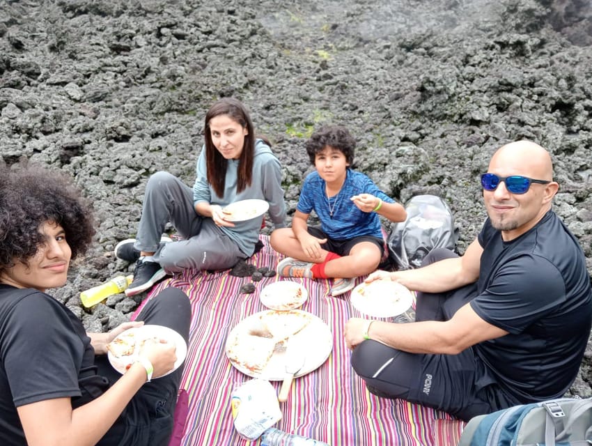 Antigua: Make & Eat Pizza at Pacaya Volcano Private Tour - What to pack for a dusty volcano day