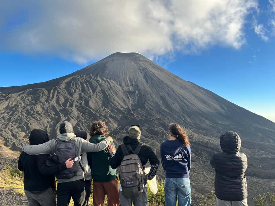 Antigua: Marshmallows Roasting at Pacaya Volcano 6-hour Tour - What $29 really buys you