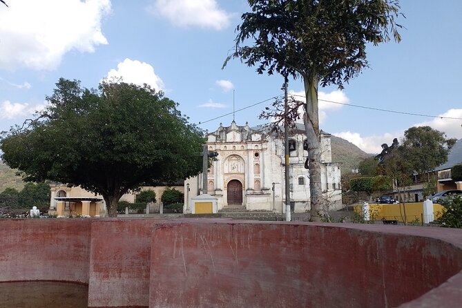 Antigua’s Living Villages Tour - San Antonio Aguas Calientes: textiles and time to shop