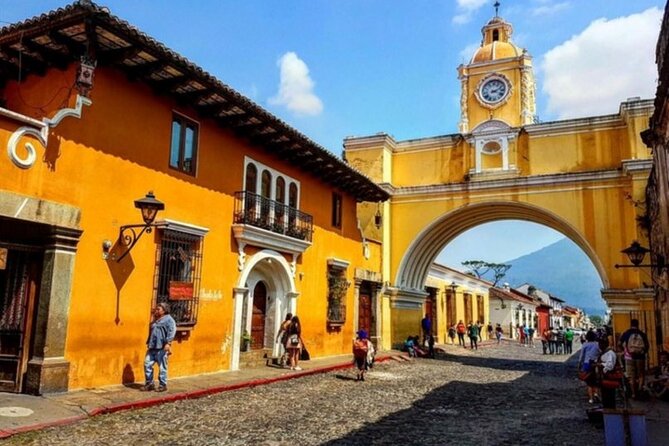 Catacombs and crypts in Antigua Guatemala. - Casa Santo Domingo: the tour’s most important crypt visit