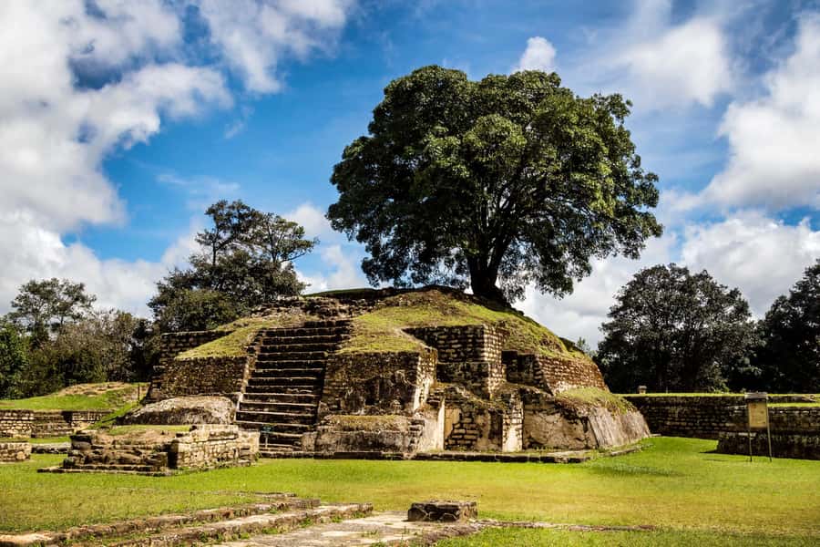 Chichicastenango and Iximché One Day Tour - Chichicastenango market: useful, noisy, and easy to underestimate