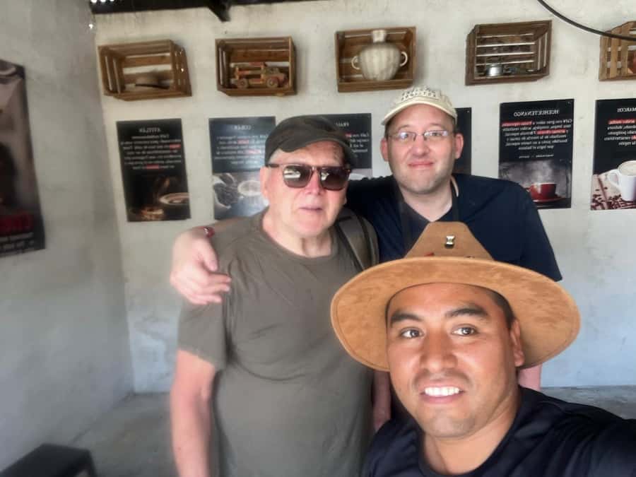Coffee farm experience - Walking among the coffee plants