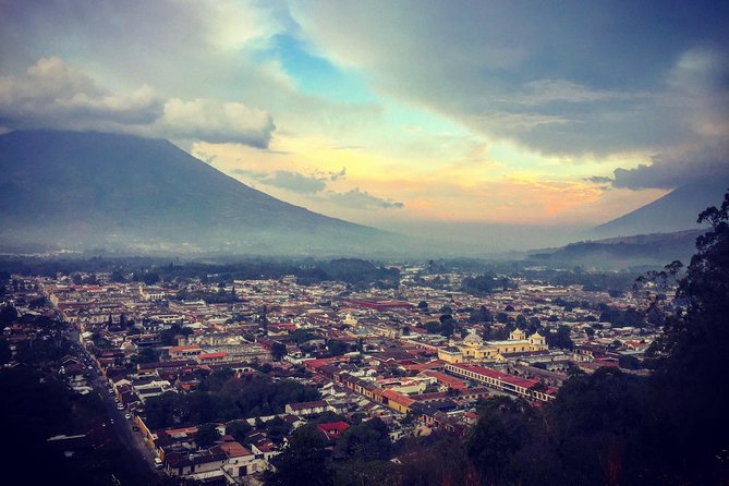 Combo Walking and Market Tour - Starting at La Merced on Antigua’s northern edge