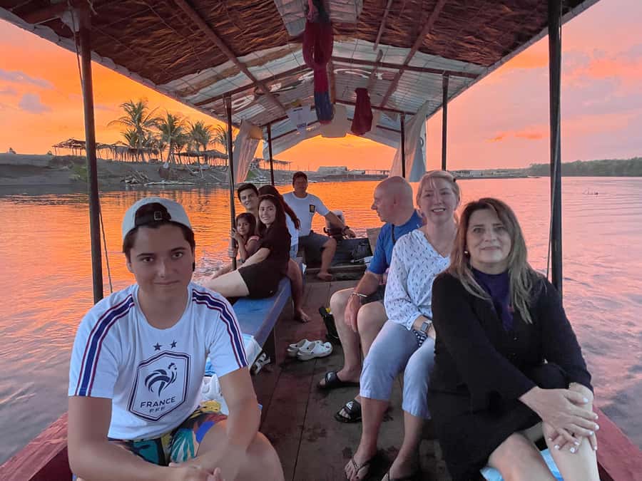 El Paredón: Sea Turtle and Salt Farm Tour - Who should book this experience?
