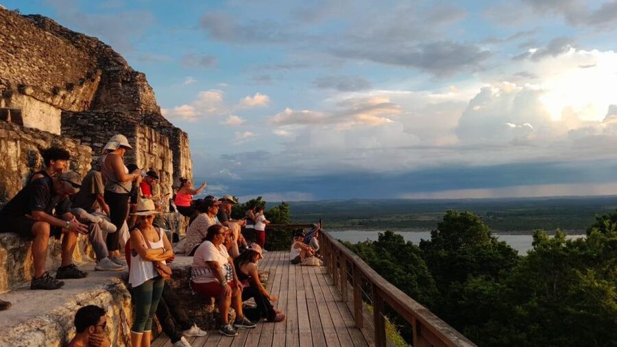 Flores: Yaxha Shared Sunset Tour with Transportation & Guide - Wildlife along the trail