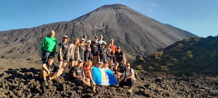 From Antigua: Pacaya Volcano Tour in English/Spanish - The uphill climb: harder than the distance suggests