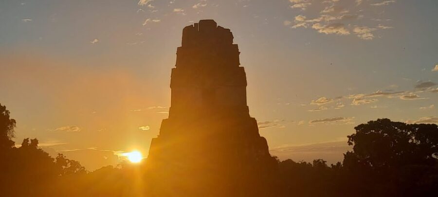 From Flores: Tikal Sunrise Archaeological Tour - Who will enjoy this sunrise tour most