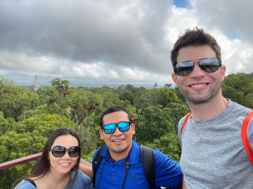 From Flores: Tikal VIP Exclusive cultural Tour All inclusive - Breakfast, lunch, and the timing question
