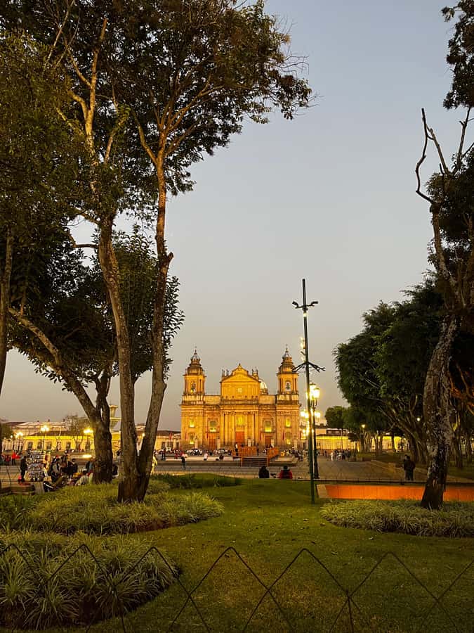 Guatemala City: Walking Tour - Starting at the Mapa en Relieve or Palacio Nacional