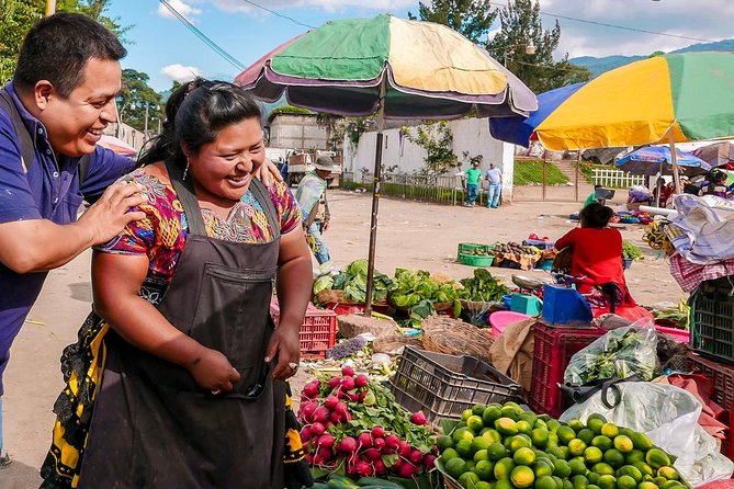 Guatemalan Cooking Class and Market Tour - The tuk-tuk transfer is part of the story