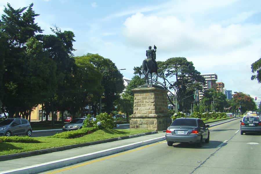 Half-Day Guatemala City Explorer Tour - Las Americas Avenue introduces the modern capital