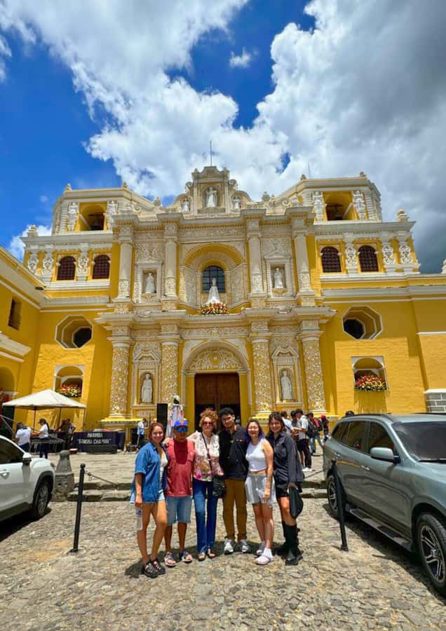 Hobbitenango and Antigua Tour: From Guatemala City - Central Park and San Francisco Church