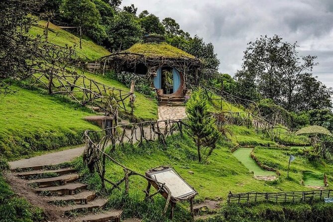 Hobbitenango & Antigua Shared Day Tour - Two Very Different Stops in One Day