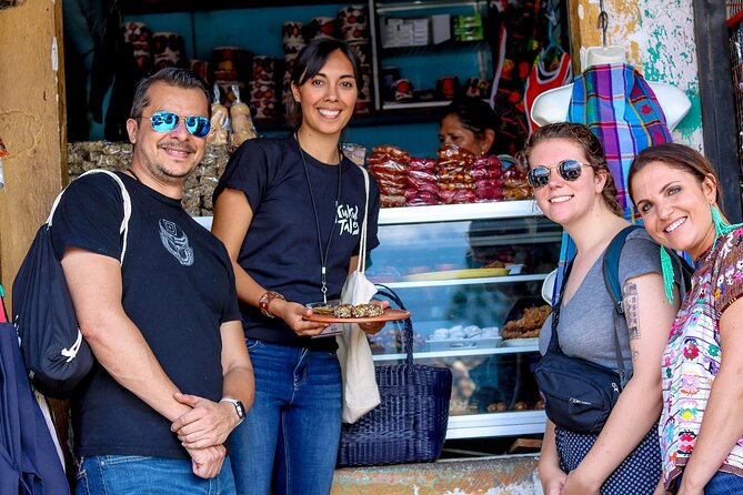 Market food tour and tortilla workshop - Lunch with tortillas, toppings, and a drink