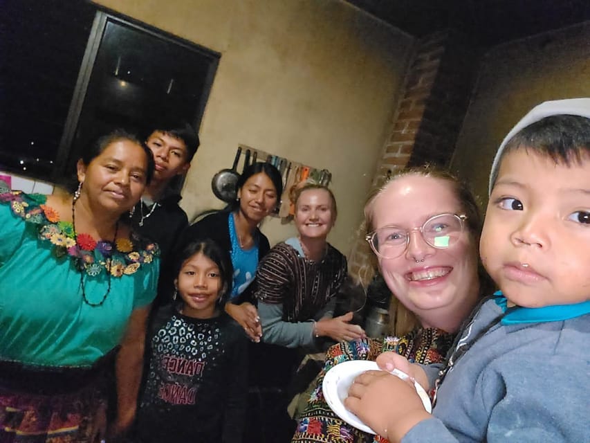 Mayan Home Stay San Jorge Lake Atitlan - Dinner with the mother of the family
