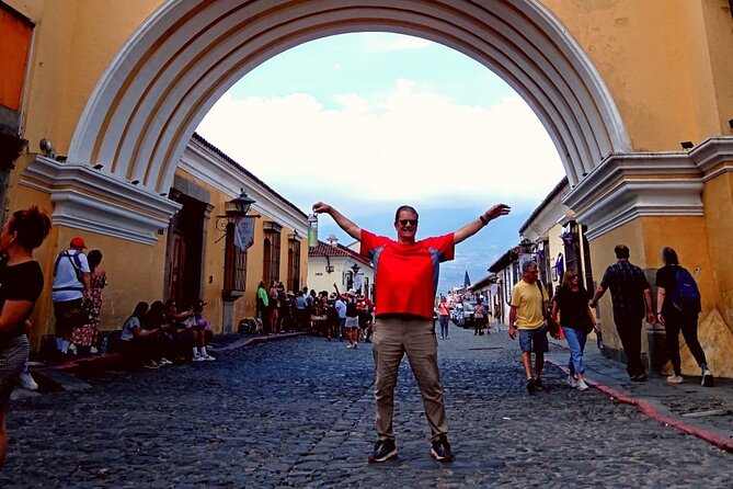 Meeting the guatemala´s culture with a local guide in Antigua. - Convento de las Capuchinas and colonial convent life