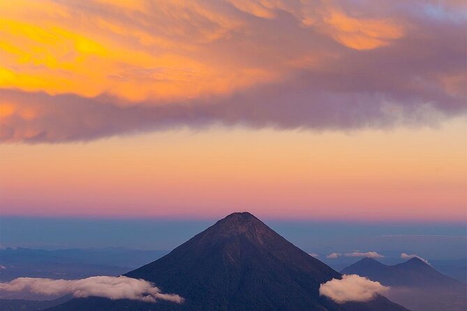 Pacaya Volcano Horseback Fast Ride Lava Pizza Chef - What the $385 price includes