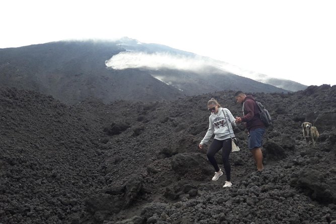 Pacaya Volcano Tour - Pizza, horses, and the practical extras