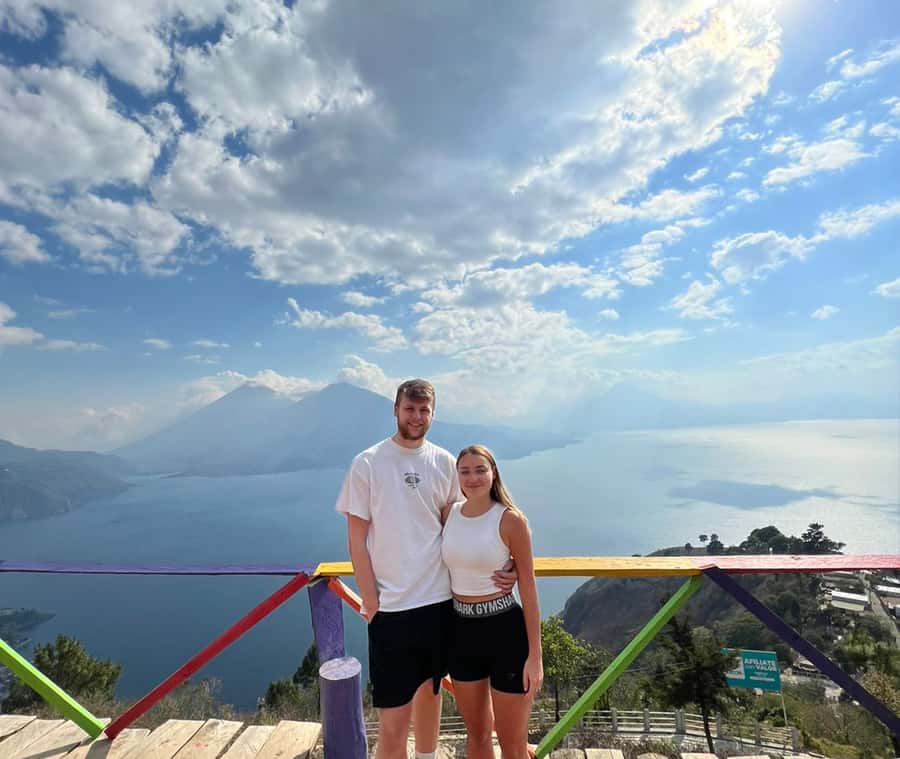 Panajachel: Lake Atitlán Sunset Tour - The rough climb to Ojo del Águila