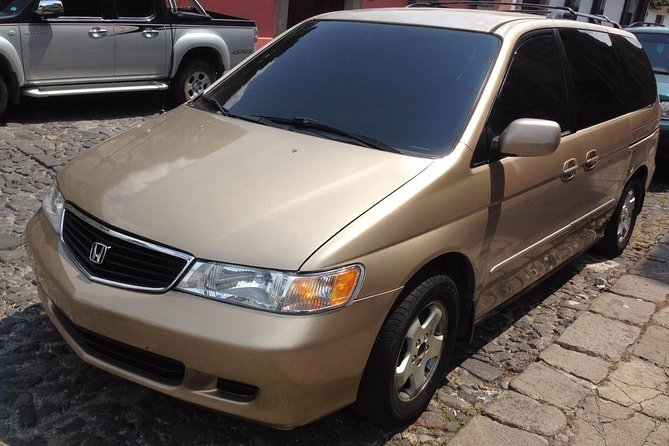 Private Arrival Transfer: La Aurora International Airport to Antigua Hotel - Bottled water and the small comforts
