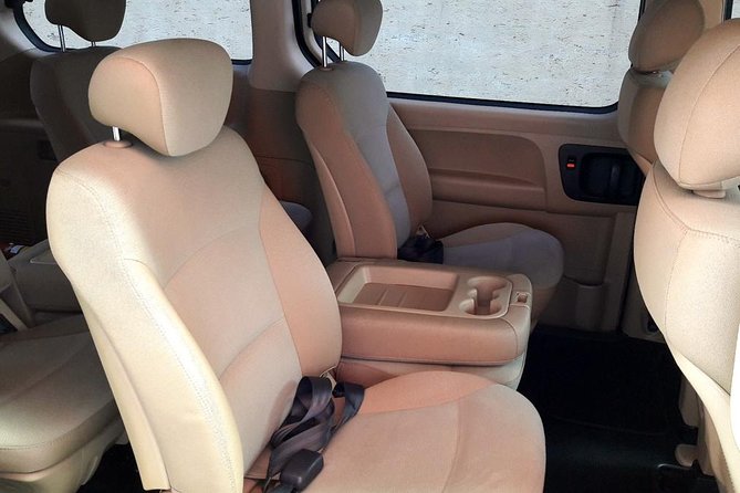 Private Ground Transfer Airport - Antigua Guatemala - The drivers are part of the experience