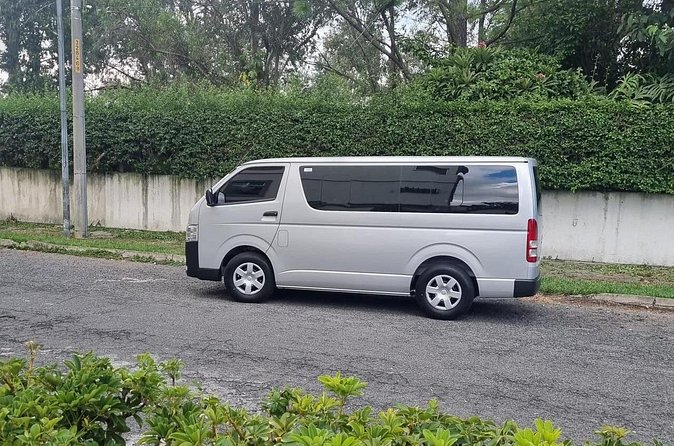 PRIVATE SHUTTLE AIRPORT/ANTIGUA - LAKE ATITLAN or VICEVERSA - Who should book this transfer?