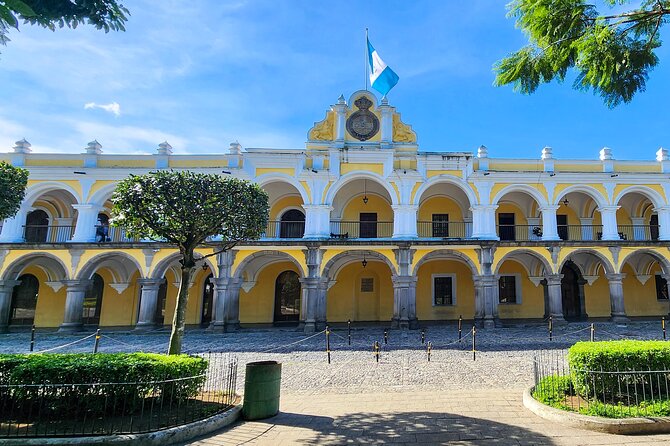 Private Tour of the Emblematic Streets of Antigua Guatemala - Key points at a glance