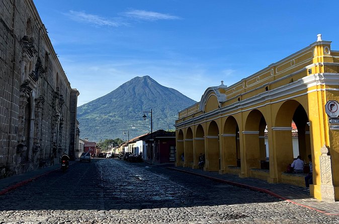 Private Transfer from La Aurora International Airport to Antigua - Comfort, space, and the private vehicle