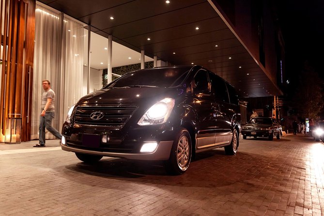 Private Transportation Service Within Guatemala City on a Minibus with A/C - The driver experience and communication issue
