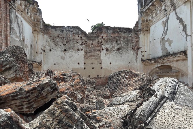 Private Walking tour of Antigua Guatemala - Casa del Jade and Maya meaning