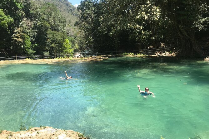 Shared Shuttle - between Antigua and Lanquin (for Semuc Champey) - Air conditioning and comfort on a long Guatemalan route