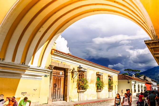 Shared Transportation from Guatemala City to Antigua - Booking timing and what to confirm