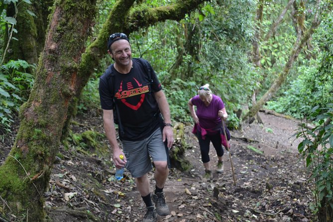 Shoreside Lake Atitlan Hike - Santa Cruz la Laguna and the first lakeside views
