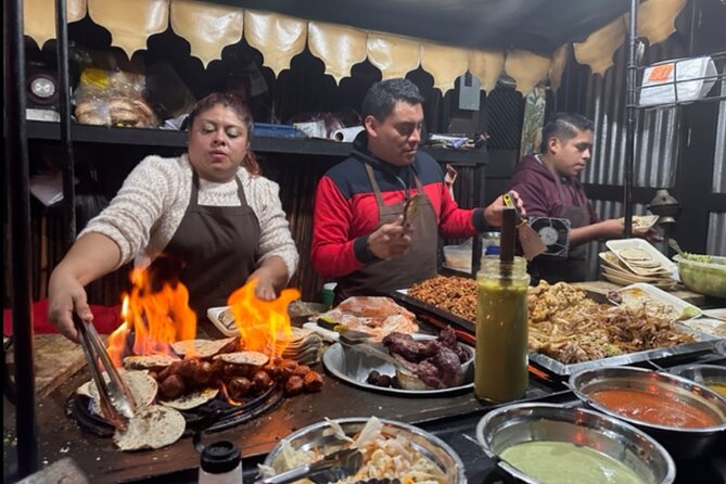 Street Food Tour Around Antigua - Leaving Antigua’s center at 7 pm