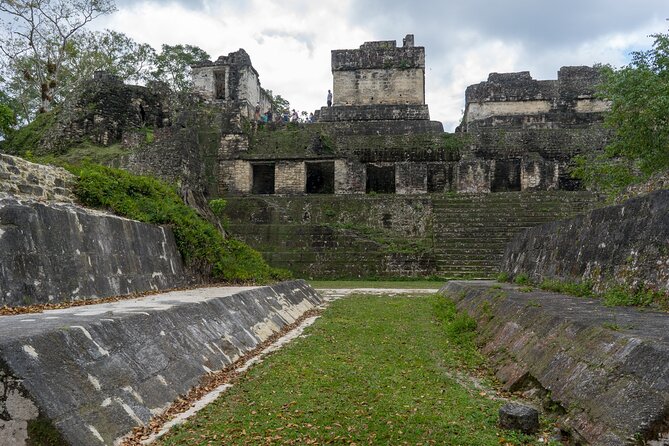 Tikal Ruins Day Tour from Flores - Why a guide makes Tikal easier to understand