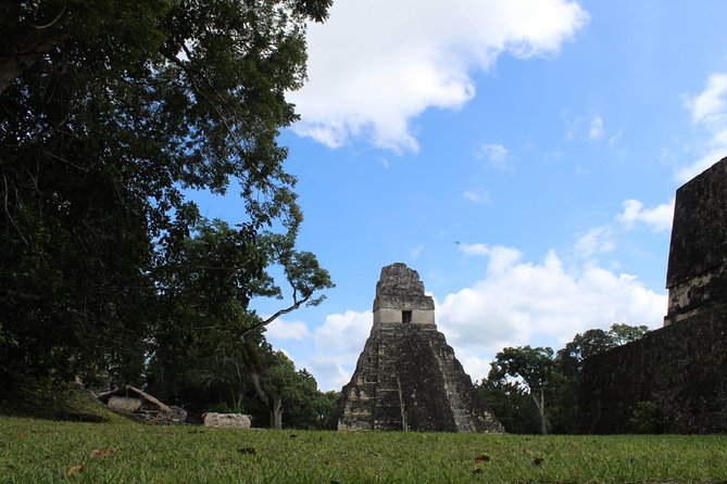 Tikal VIP Exclusive Tour All inclusive from Flores Guatemala - A full morning among plazas, temples, and jungle