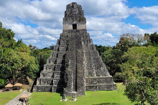 Tikal VIP Private Sunrise Tour All Inclusive from Flores Guate - Why a Tikal sunrise is worth the early alarm