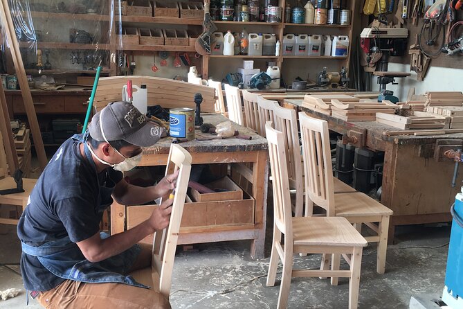 Tour a NGO non profit Vocational Training Center Amigos de Santa Cruz and explore the Mayan village - Reaching Santa Cruz from your base