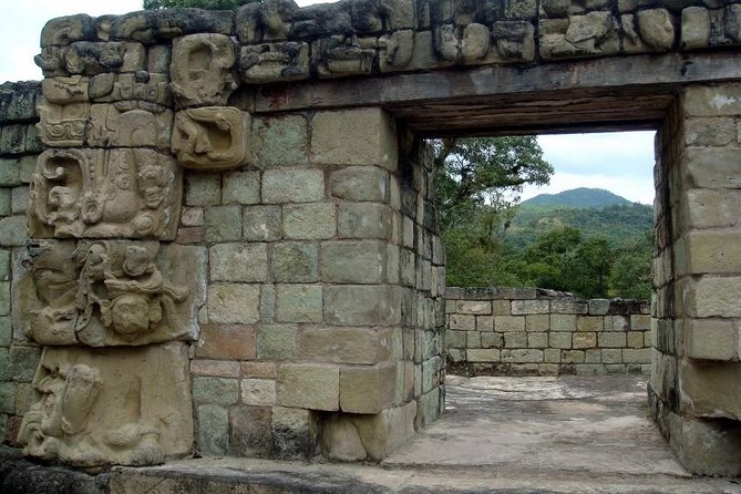 Tour to Copan Ruins Arqueological Site from Guatemala City - Scarlet Macaws Add Something You Cannot Schedule